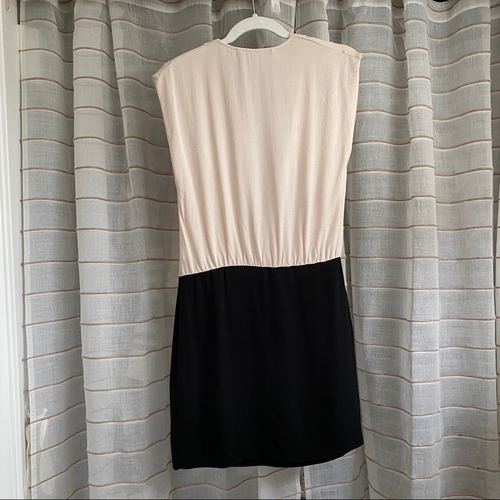 DVF Reara Silk Color Block Dress - Picture 10 of 10